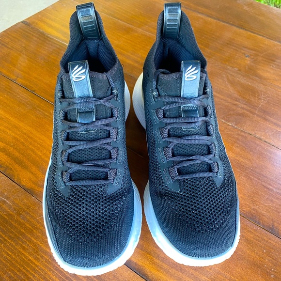 Men’s Curry Under Armour Flow - Picture 4 of 8